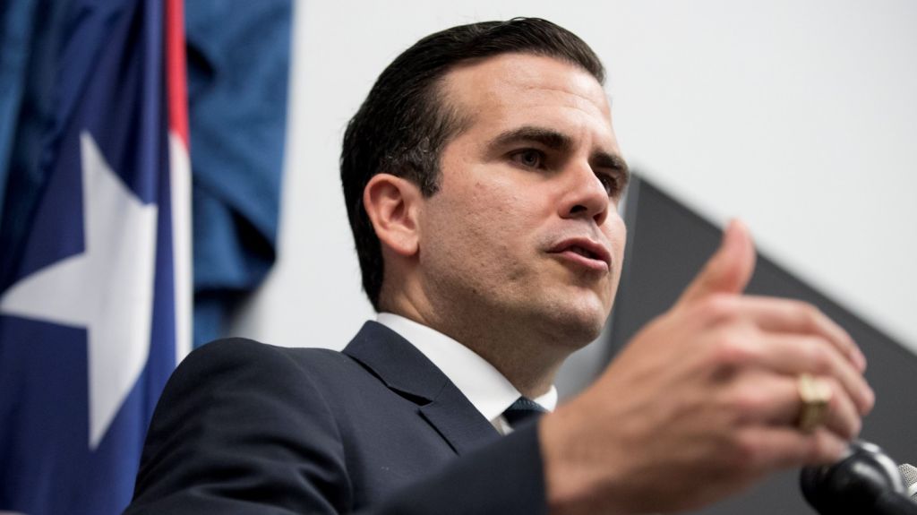  Gobernador admite habr&aacute;n "obst&aacute;culos" en transformaci&oacute;n de escuelas 