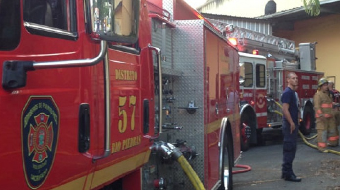 INCENDIO DESTRUYE RESIDENCIA EN SECTOR PIÃONES DE LOÃZA