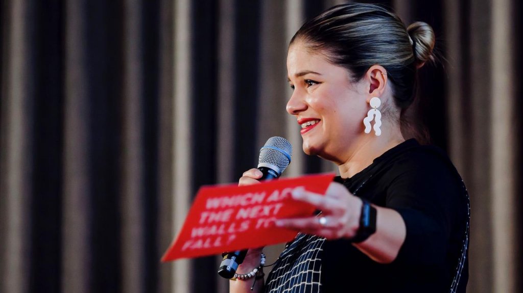  Científica boricua recibe importantes distinciones por su labor democratizando la ciencia 