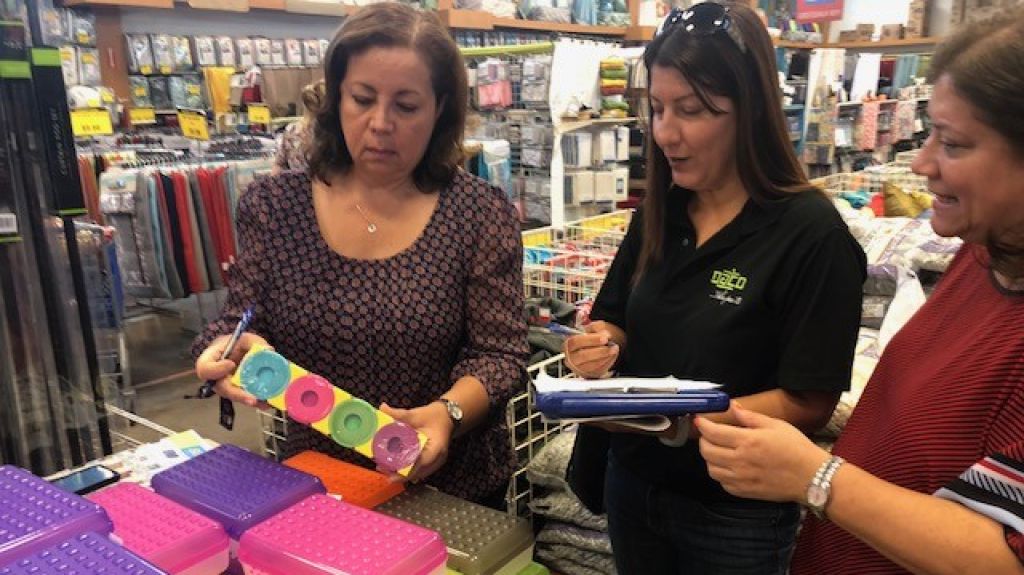  Hacienda y DACO inspeccionan venta escolar sin IVU 