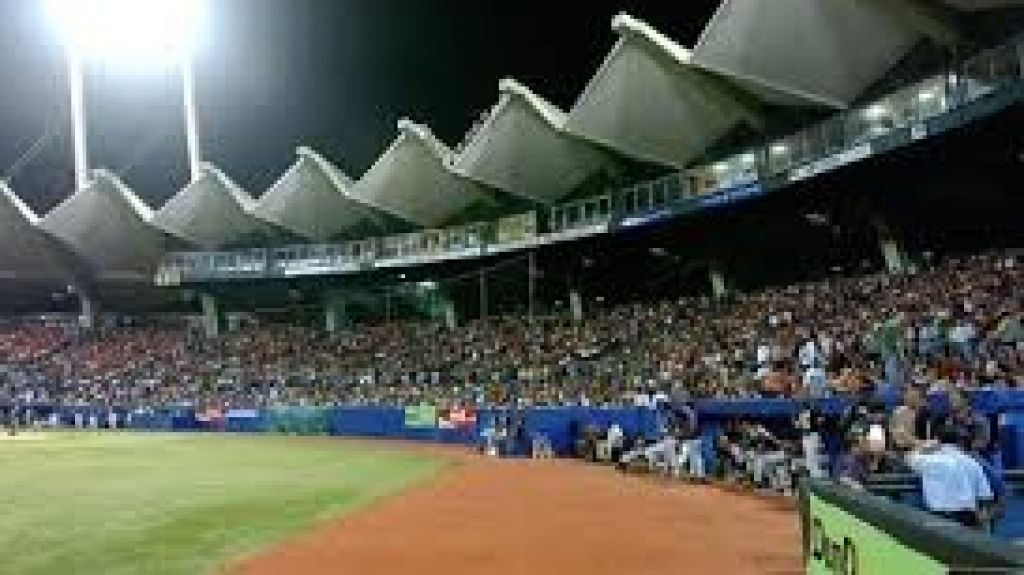  Cinco equipos buscar&aacute;n la barrida en las semifinales de secci&oacute;n 