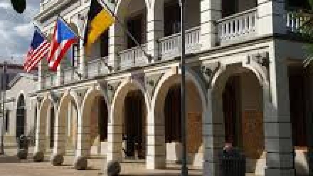  Hurtan un televisor desde oficina municipal ubicada en coliseo de Yauco 