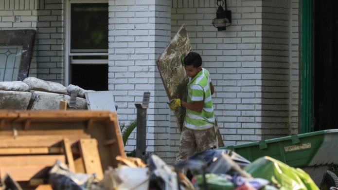El Congreso aprueba una ayuda para Harvey y una subida del tope de deuda