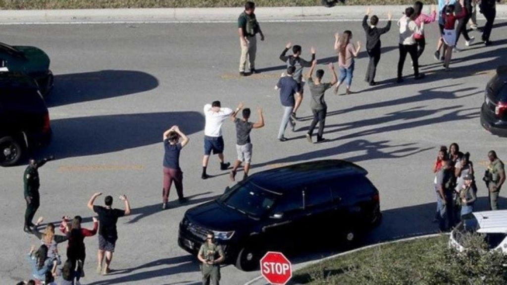  En Florida los maestros ya pueden ir armados a la escuela 