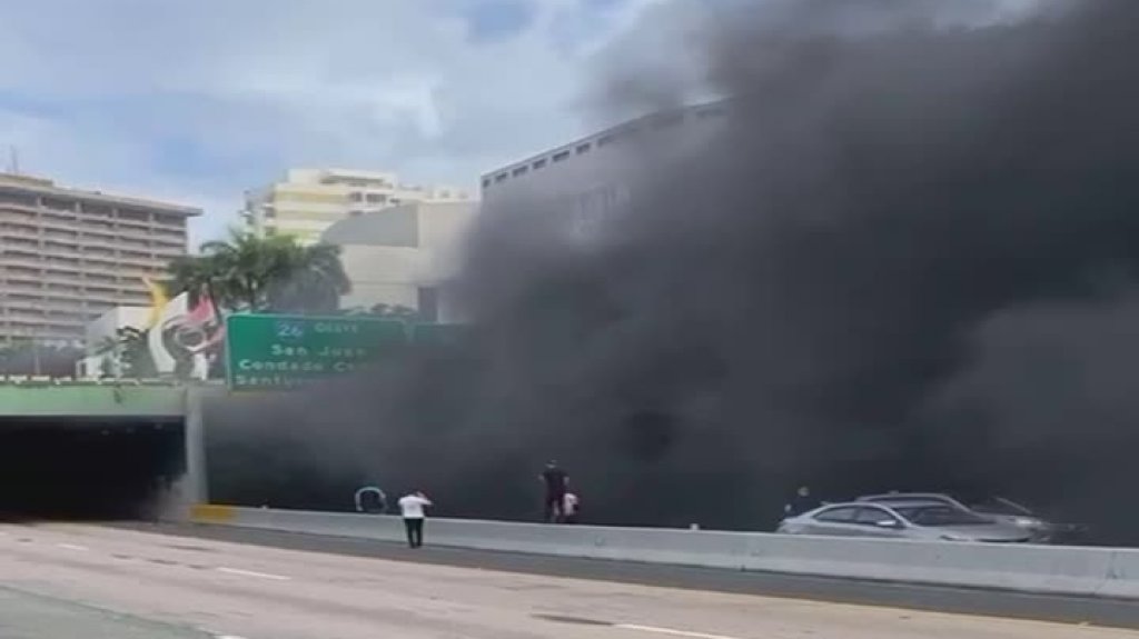  Otro video muestra el caos que provoc&oacute; Veh&iacute;culo incendiado en t&uacute;nel minillas 