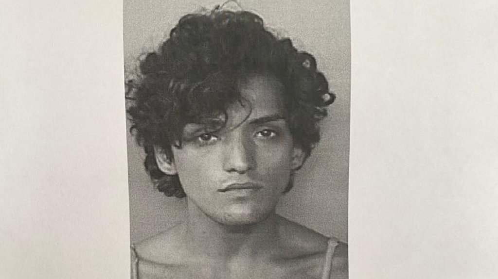  Se vest&iacute;a de mujer para cometer fraude bancario, ahora est&aacute; en la c&aacute;rcel 