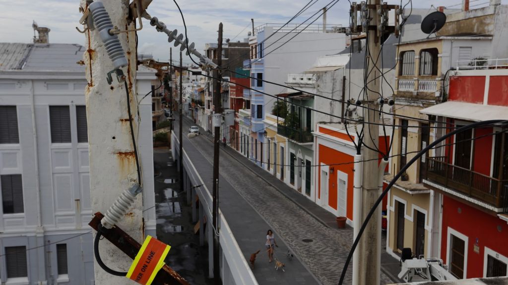  Obrero de empresa el&eacute;ctrica accidentado en PR regresa a Estados Unidos 