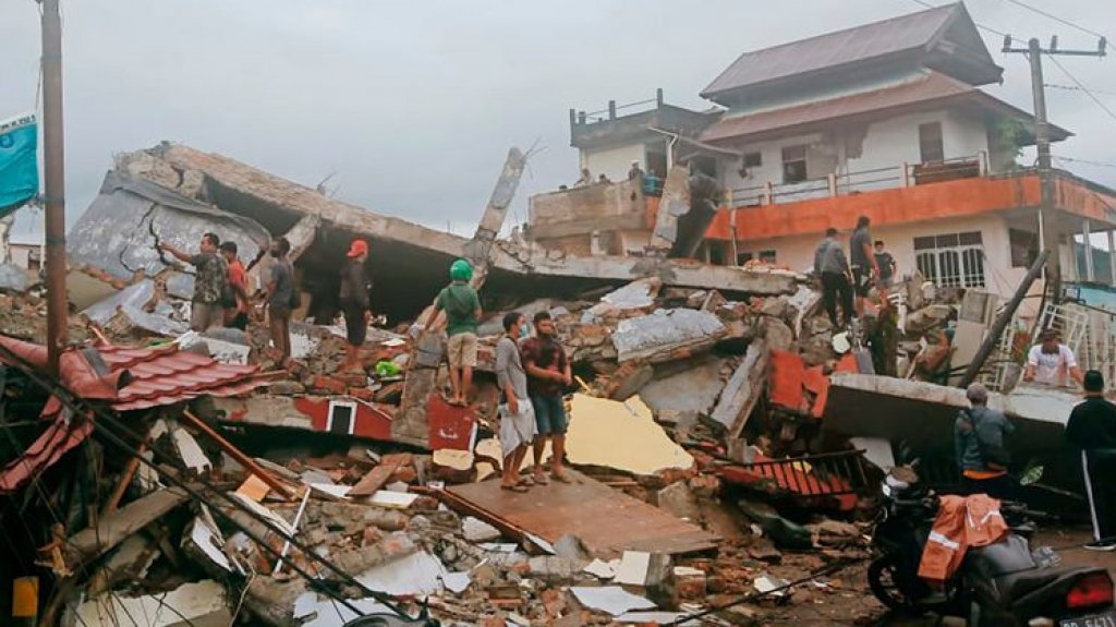  Se eleva a 34 el n&uacute;mero de muertos por un terremoto en Indonesia 