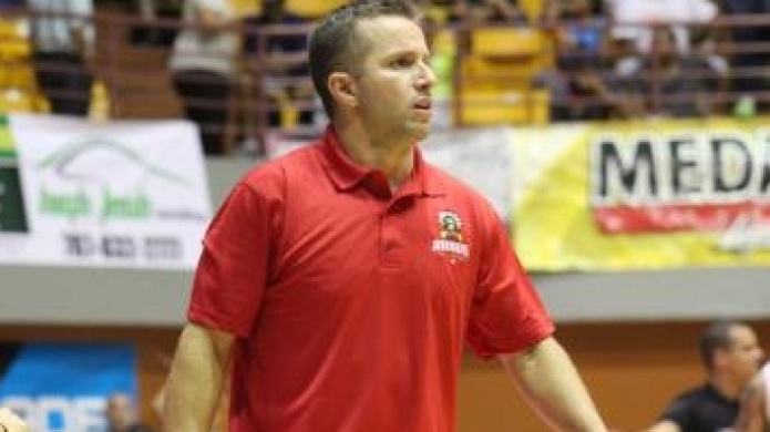 Leones opacan debut de Barea como dirigente de los Indios