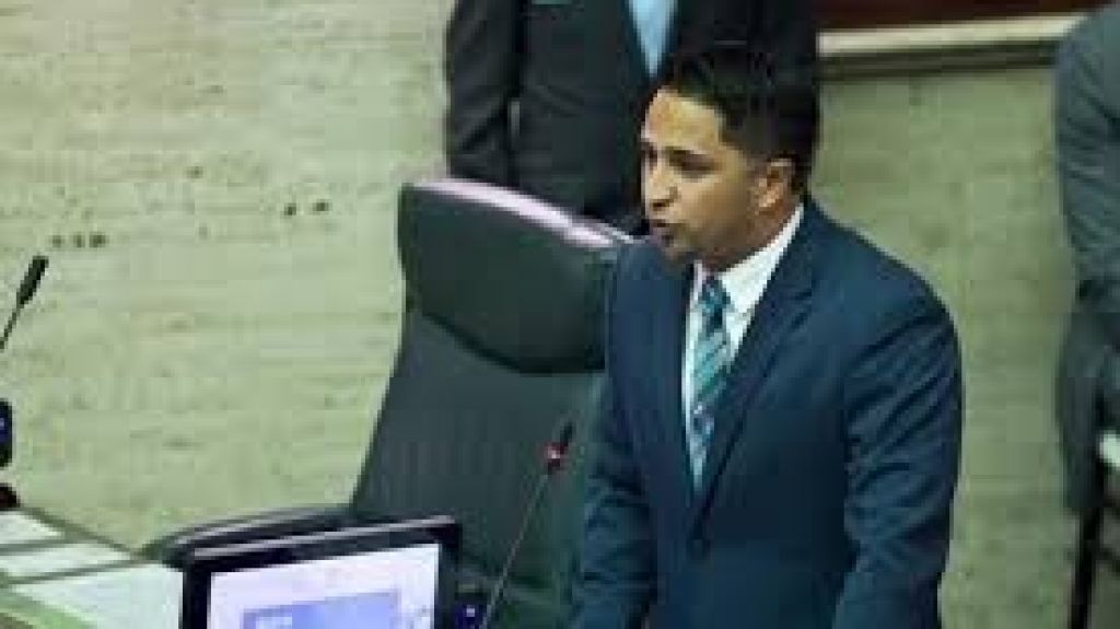  Llamado de urgencia para detener cierre cuartel Polic&iacute;a en Coamo 