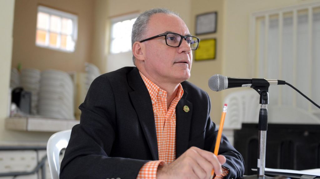  Piden a la junta de gobierno de la AEE que conceda la moratoria en el pago de la factura 