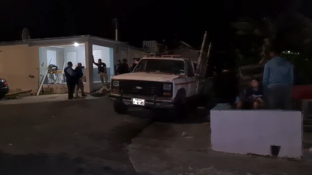 Video: Identifican a uno de los dos muertos durante un tiroteo anoche en Vega Alta 
