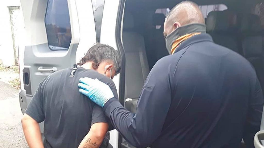  Arrestan hombre tras amenaza de muerte a ex pareja y causar da&ntilde;os con pata de cabra en R&iacute;o Piedras 