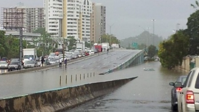 Carreteras Intransitables por AcumulaciÃ³n de agua