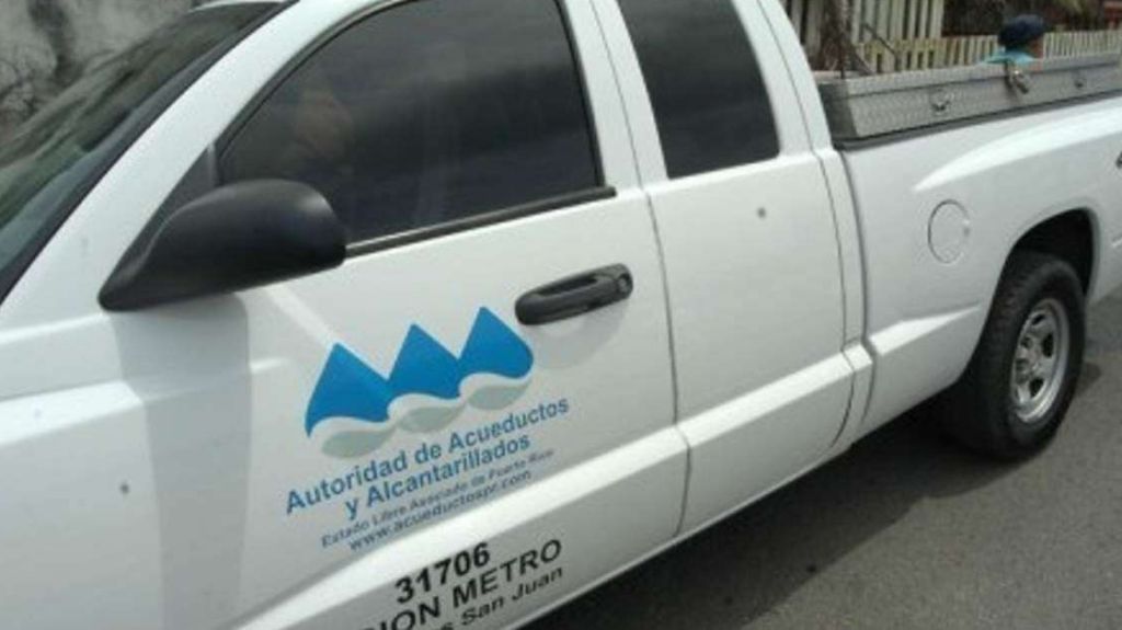  Roban m&aacute;scaras tipo &lsquo;&rsquo;Face Shields&rsquo;&rsquo; de oficinas de acueductos en Trujillo Alto 