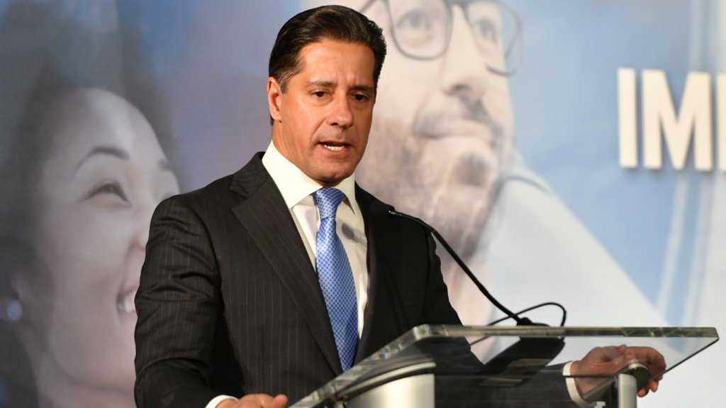  Miami-Dade dar&aacute; clases totalmente por internet por decisi&oacute;n de los padres 