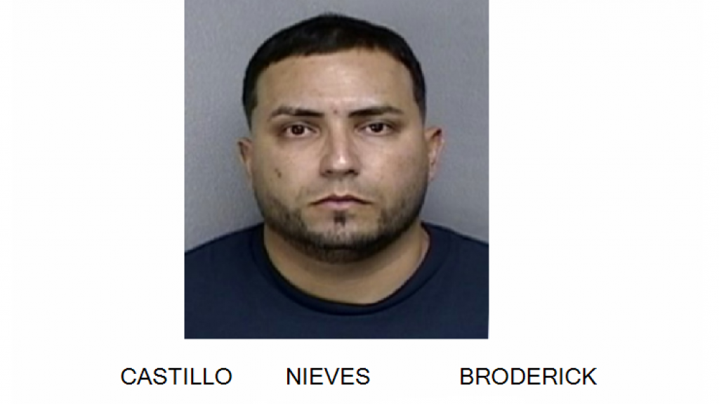  Arrestado por vender casas que no eran de el en Corozal 