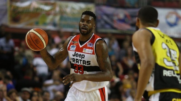 Los Piratas aseguran el tercer lugar al superar a los Santeros