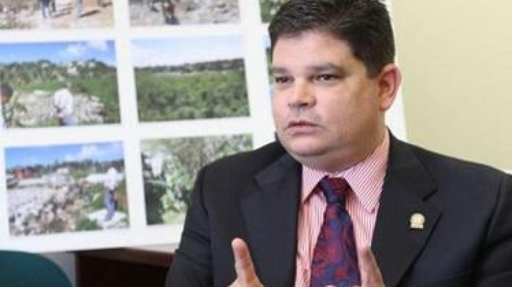  Reclama exlegislador del PNP renuncia del senador Javier Aponte Dalmau 