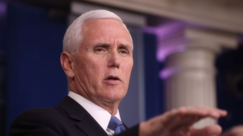  Mike Pence advierte de que EE.UU. har&aacute; "duras preguntas" a la OMS sobre c&oacute;mo pudo estar "tan equivocada" en su gesti&oacute;n de la pandemia 