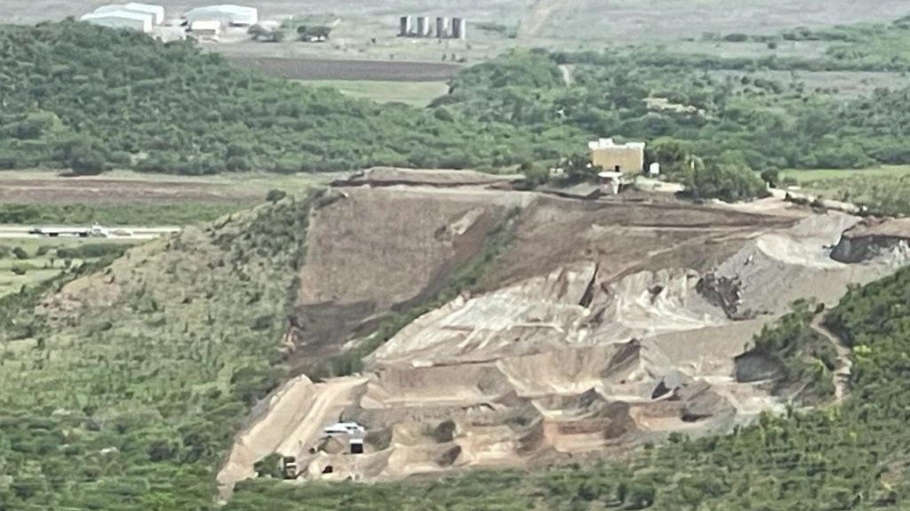  Evade el DRNA revelar qui&eacute;n autoriz&oacute; el dep&oacute;sito ilegal de cerca de dos mil gomas en Salinas, seg&uacute;n el PIP 