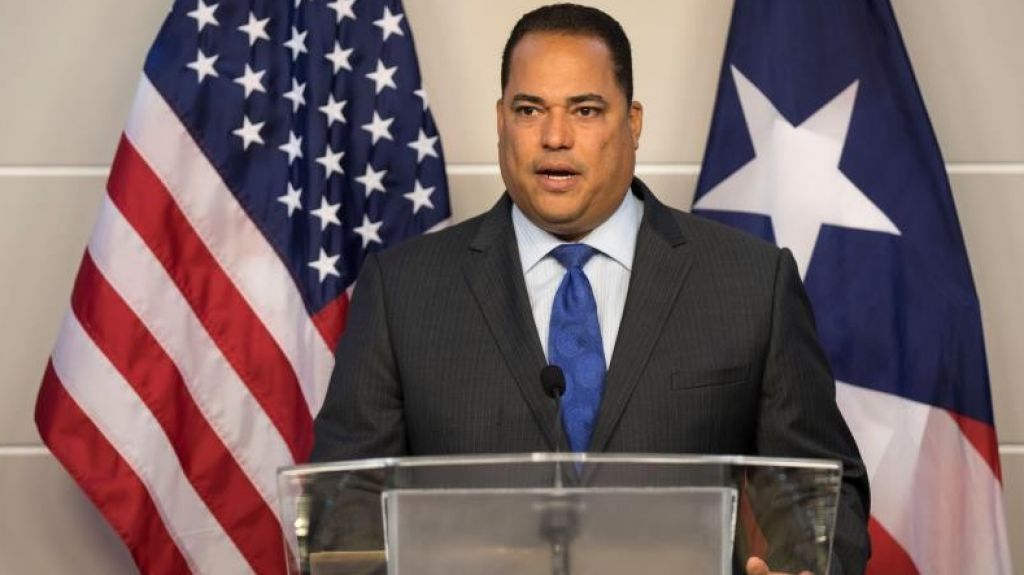  Senador Carmelo R&iacute;os busca investigar la realidad de las ejecuciones hipotecarias 