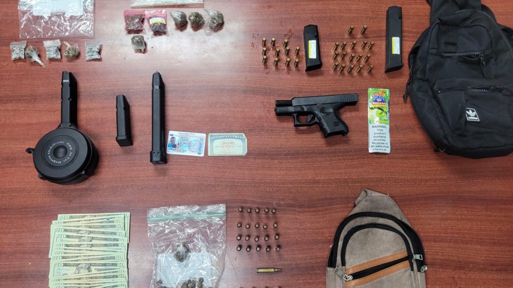  Dos j&oacute;venes detenidos en A&ntilde;asco tras operativo antidrogas 