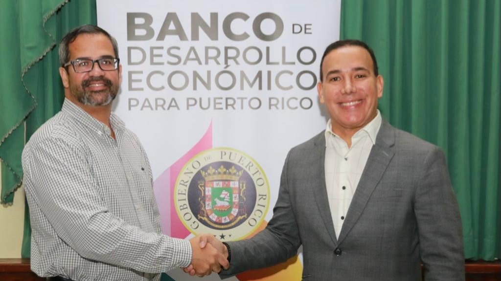  Catorce peque&ntilde;os comerciantes de Vega Baja recibir&aacute;n subvenciones federales que alcanza m&aacute;s de $650 mil para impulsar econom&iacute;a 