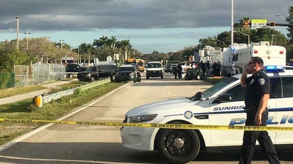  Arrestan a varios estudiantes en EE.UU. por amenazas de tiroteos 