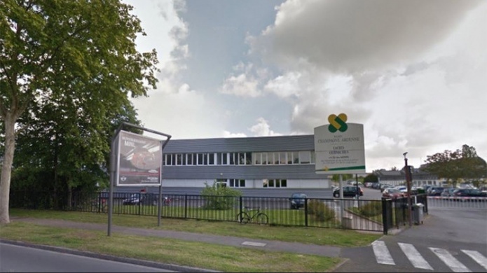 Un adolescente francÃ©s dispara a su profesor al grito de "AlÃ¡ es el mÃ¡s grande"