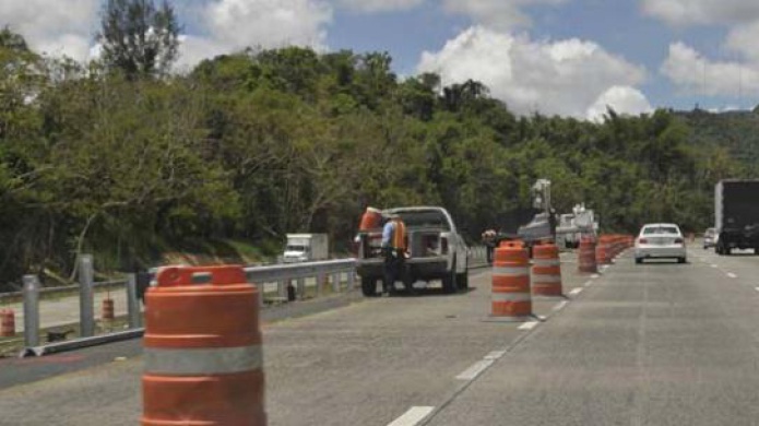 TRABAJOS EN DIFERENTES CARRETERAS Y DESVÃOS RUTAS DE LA AMA DURANTE EL FIN DE SEMANA