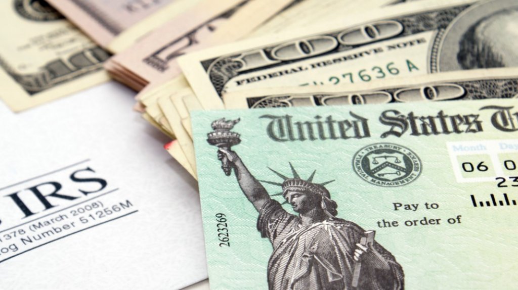  IRS se prepara para env&iacute;o de millones de cheques antes de Thanksgiving bajo &ldquo;Cr&eacute;dito tributario por hijos&rdquo; de Biden 