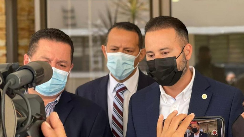  Cien millones prometidos por Pierluisi a los municipios para manejar pandemia a&uacute;n no llegan, asegura presidente de la Asociaci&oacute;n de Alcaldes 