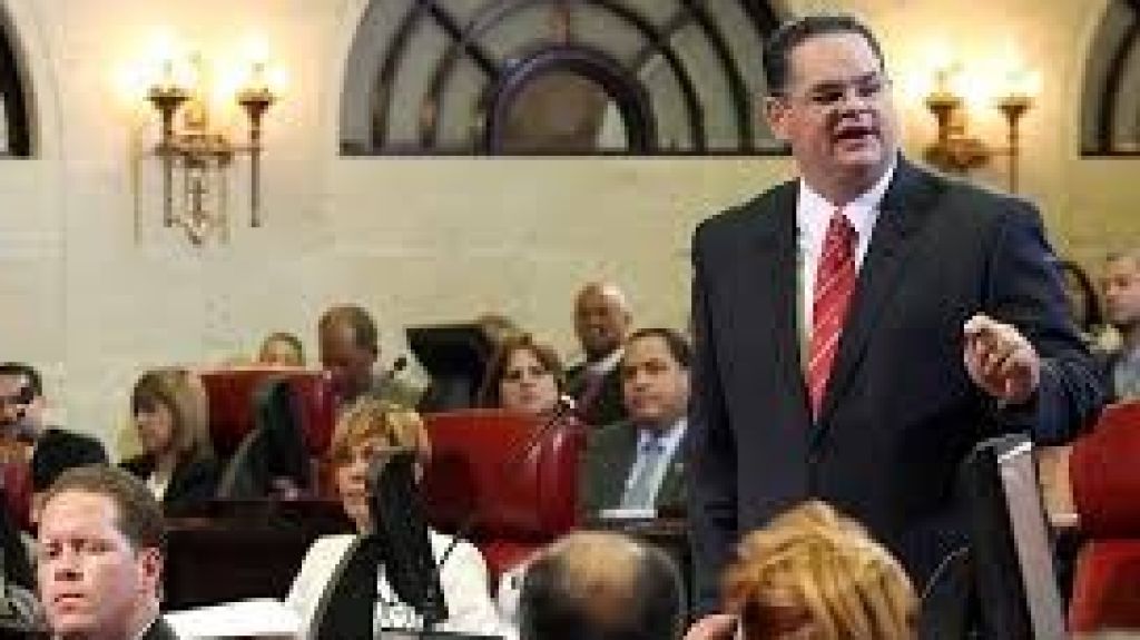  Senador Torres se expresa ante actos de corrupci&oacute;n en San Juan 