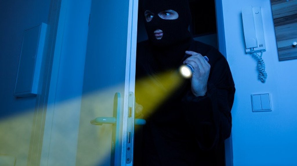  Roban 825 d&oacute;lares en art&iacute;culos desde residencia en Jayuya 