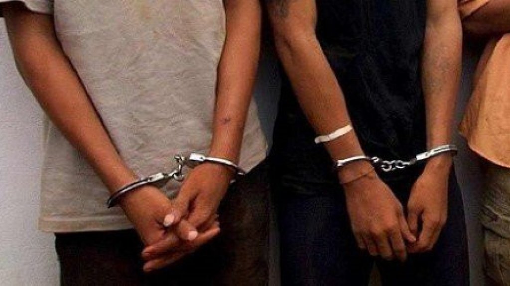  4 arrestados, un arma de Fuego, Drogas, efectivo y 3 Veh&iacute;culos ocupados en Aguadilla 