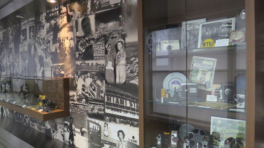  Archivos Wolfson vuelven a la Miami "aterradora y divertida" de los ochenta 