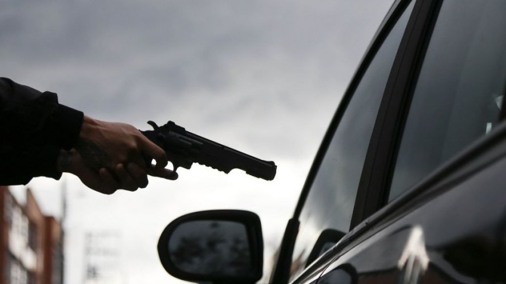  Le hacen carjacking a mujer en urbanizaci&oacute;n de Carolina 