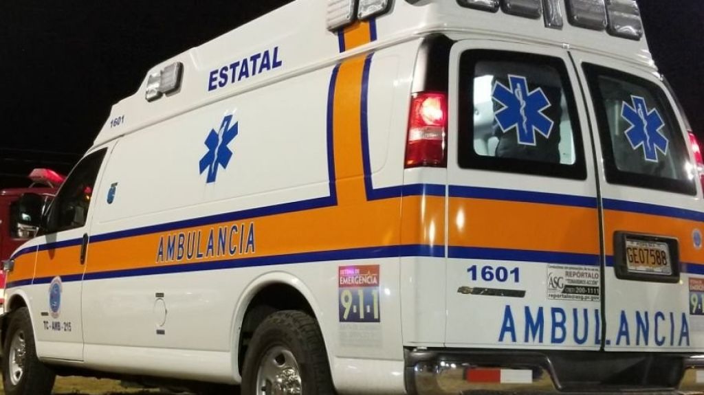  En condici&oacute;n grave joven de 17 a&ntilde;os que se lanz&oacute; del auto en la Ruta 66 