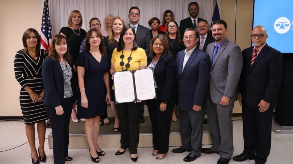  Jueza Presidenta del Tribunal Supremo inaugura la primera sala especializada en violencia de g&eacute;nero 