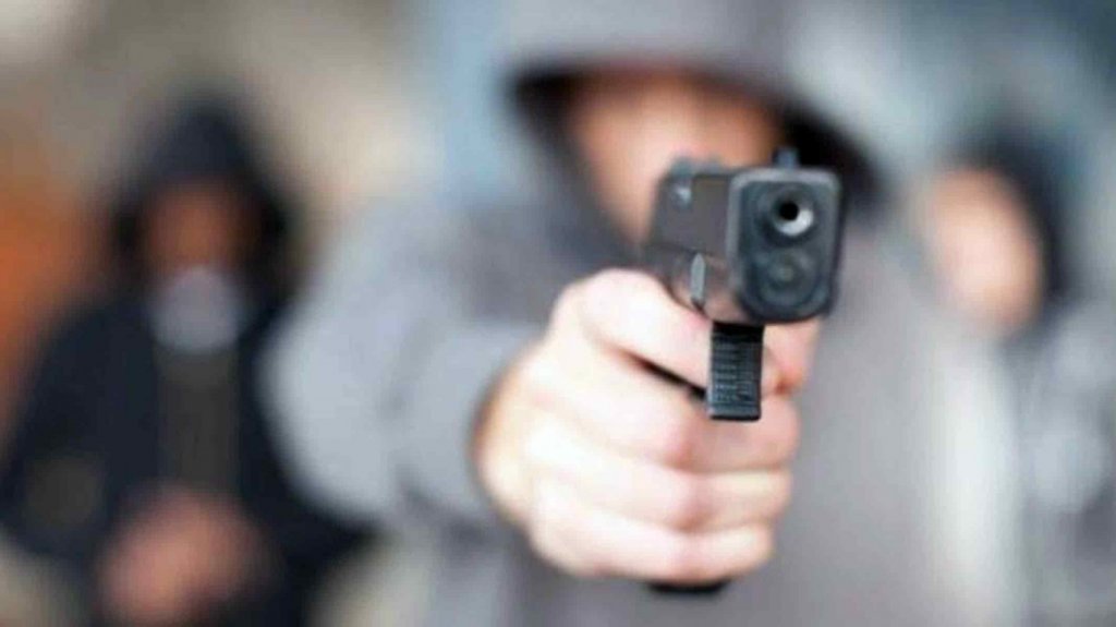  Dos hombres y una mujer realizan carjacking en Toa Baja 