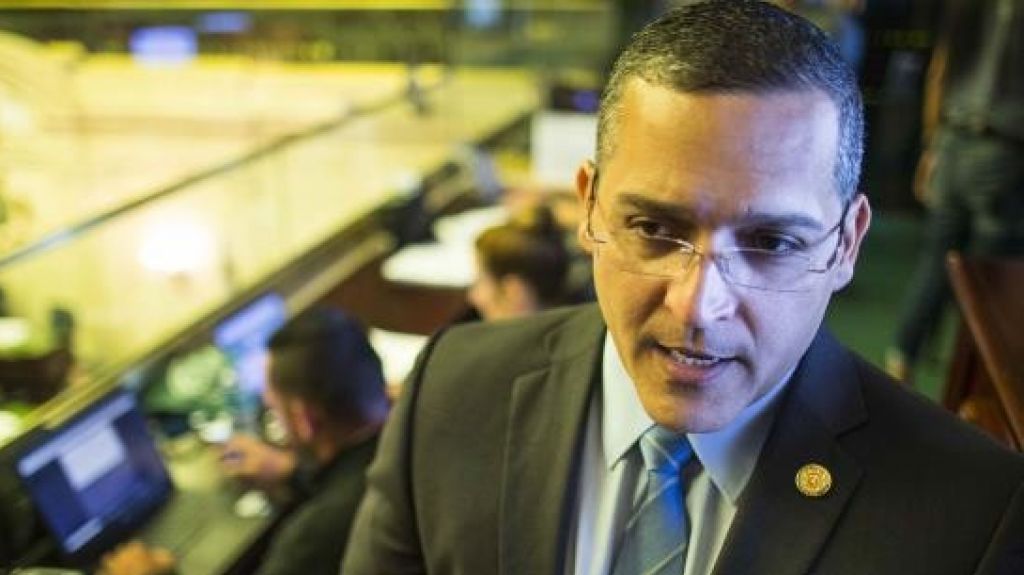  Representante del PNP propone cinco a&ntilde;os de c&aacute;rcel para funcionarios que incumplancon su obligaci&oacute;n de distribuir suministros durante emergencias 