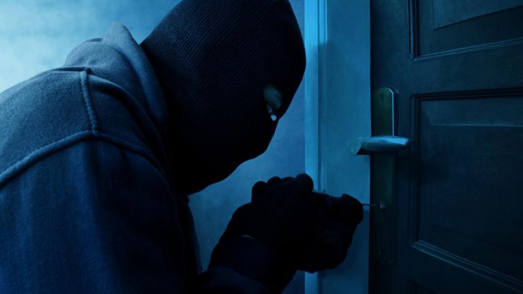  Roban 13 mil d&oacute;lares desde una residencia en Santa Isabel 