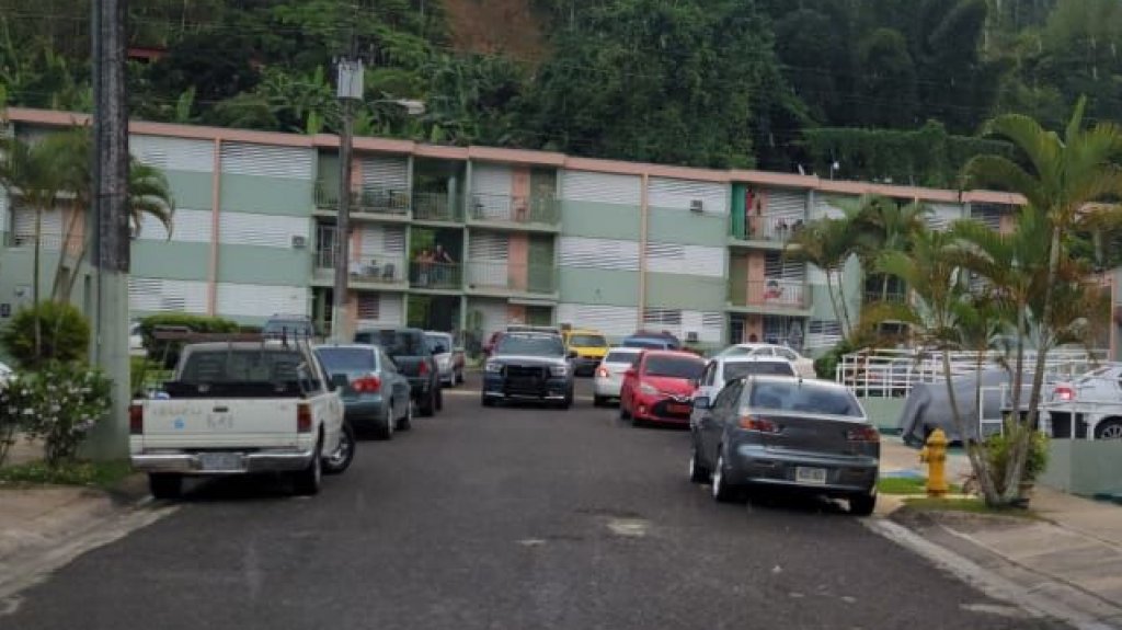  Arrestan a hombre en intervenci&oacute;n en Residencial de Adjuntas 