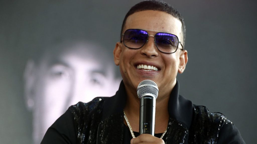  Daddy Yankee dedica su nominaci&oacute;n a Latin Grammy a mujeres sufren c&aacute;ncer seno 