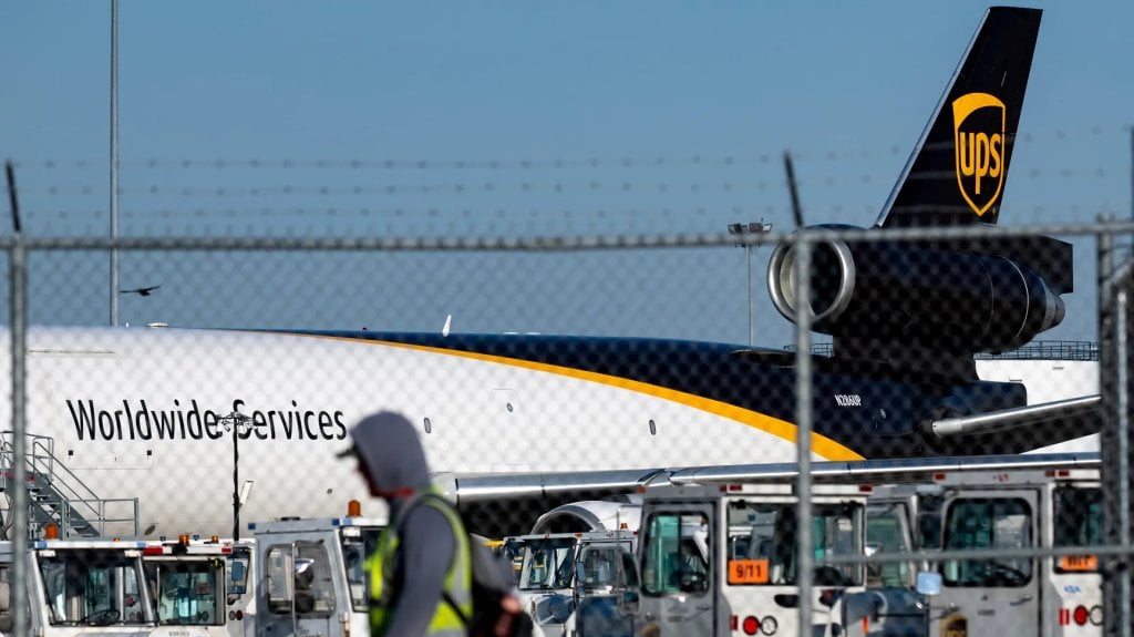  UPS y FedEx mantienen en tierra sus flotas MD-11 tras mortal accidente aéreo en Kentucky 