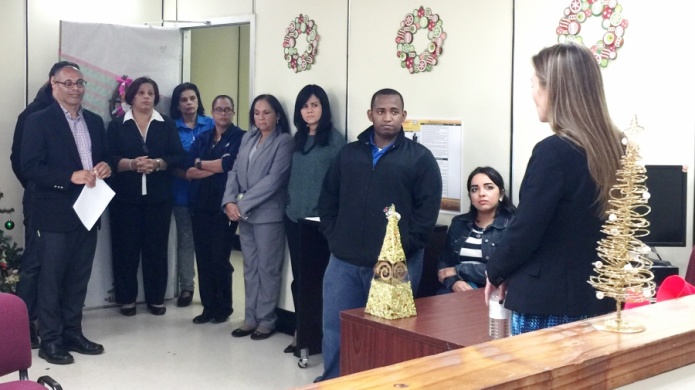 Secretaria de EducaciÃ³n designada sorprende con visita a empleados del Departamento