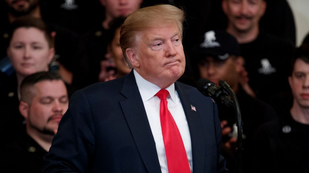  Trump reactiva la tensi&oacute;n con M&eacute;xico por la inmigraci&oacute;n y un choque en la frontera 