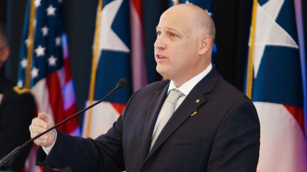  Solicitan propuestas para el diseño e implementación de sistemas de energía resilientes e infraestructura reforzada para instalaciones de telecomunicaciones en Puerto Rico 