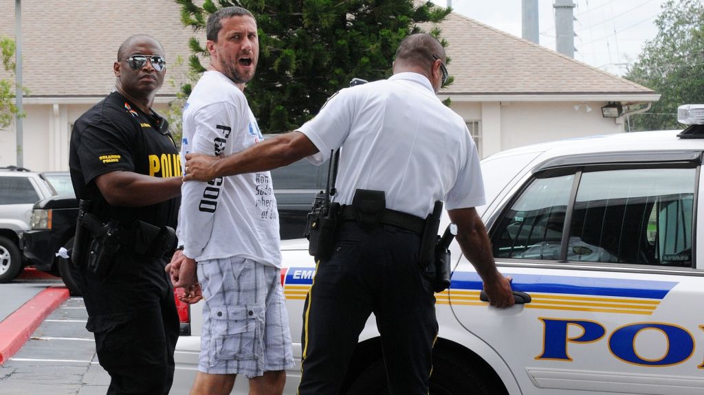  Detienen a presunto autor de ataque a puesto electoral republicano en Florida 